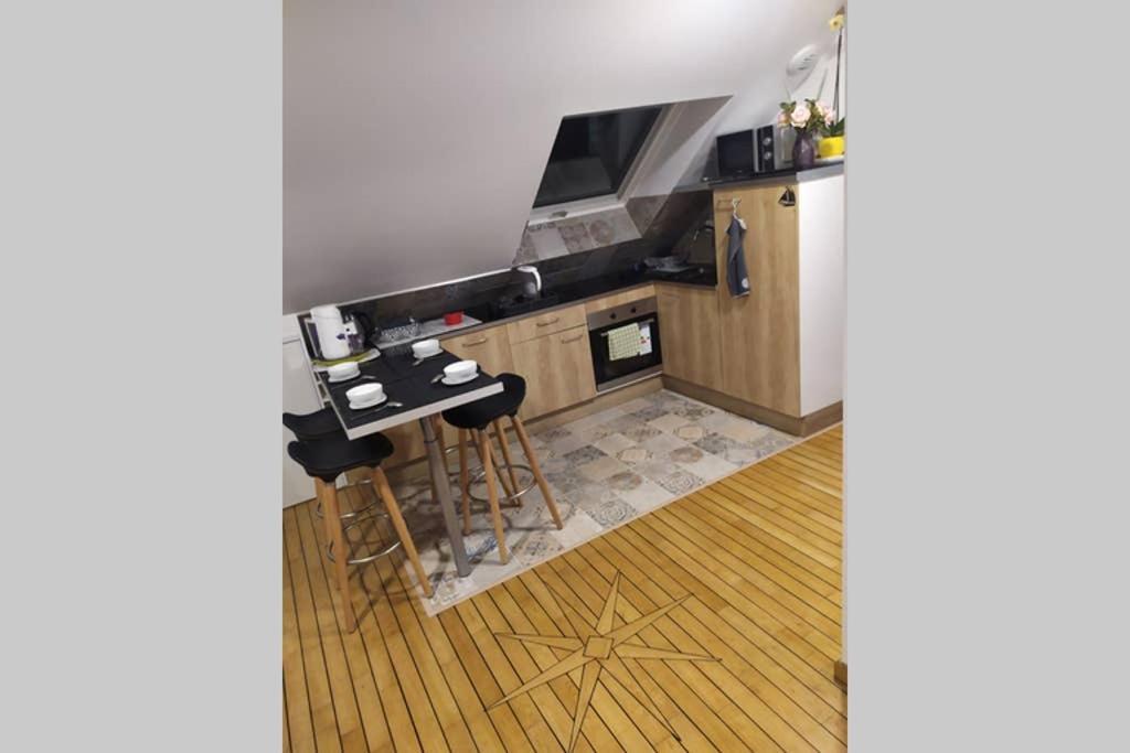 Logement Atypique Bien Etre Au Coeur De La Nature Quimper Exterior foto